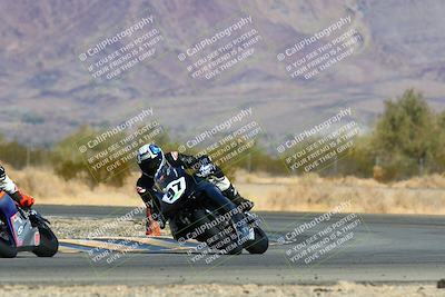 media/Jan-16-2022-CVMA (Sun) [[7f3d92989d]]/Race 2 Supersport Middleweight/